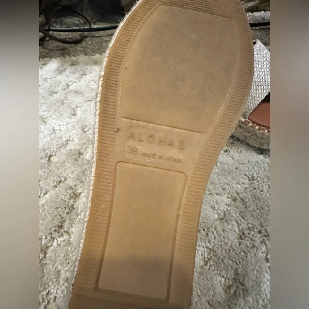 Alohas Platform Espadrille Sandals | Tan Criss-Cross Canvas | Size 39